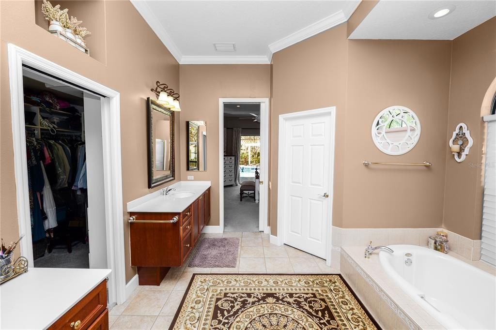 For Sale: $815,000 (4 beds, 3 baths, 3343 Square Feet)