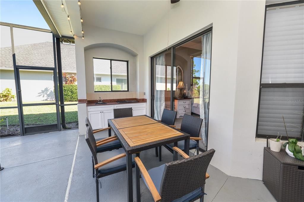 For Sale: $815,000 (4 beds, 3 baths, 3343 Square Feet)