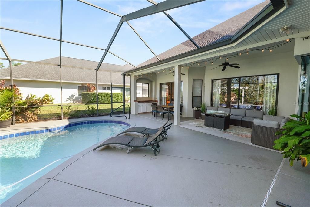 For Sale: $815,000 (4 beds, 3 baths, 3343 Square Feet)