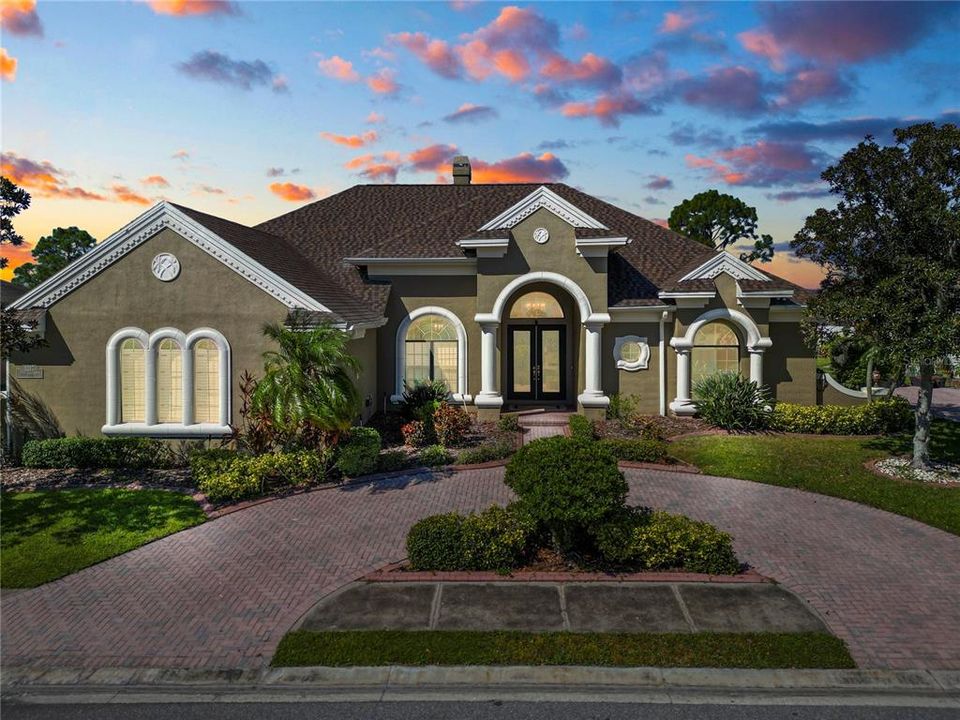 For Sale: $815,000 (4 beds, 3 baths, 3343 Square Feet)