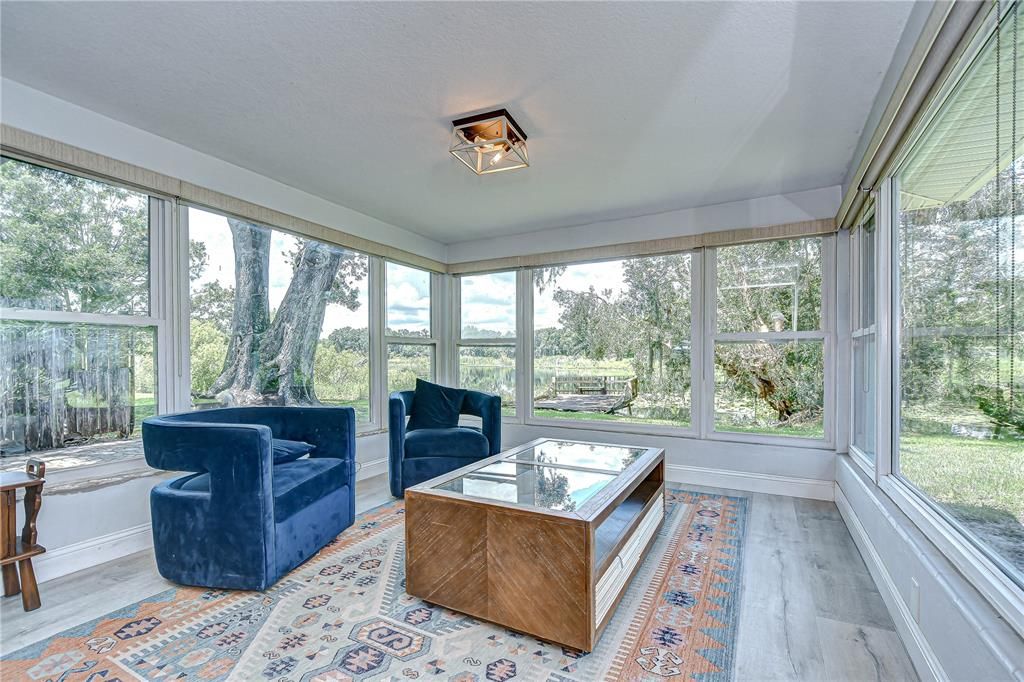 На продажу: $399,000 (3 спален, 2 ванн, 1307 Квадратных фут)