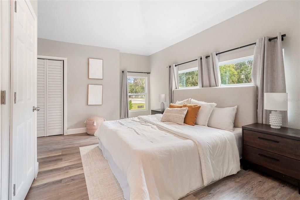 For Sale: $420,000 (3 beds, 2 baths, 1291 Square Feet)