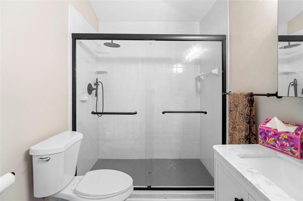 For Sale: $420,000 (3 beds, 2 baths, 1291 Square Feet)