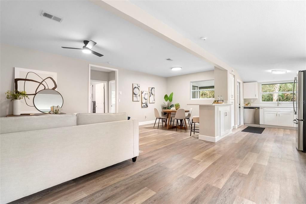 For Sale: $420,000 (3 beds, 2 baths, 1291 Square Feet)