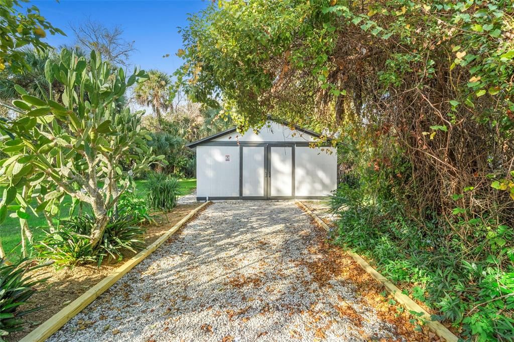 For Sale: $420,000 (3 beds, 2 baths, 1291 Square Feet)