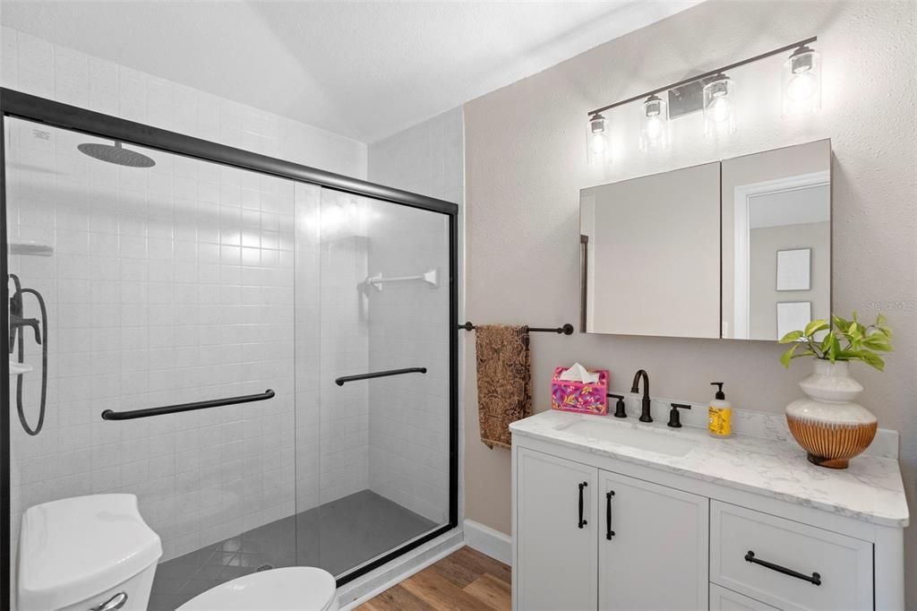 For Sale: $420,000 (3 beds, 2 baths, 1291 Square Feet)