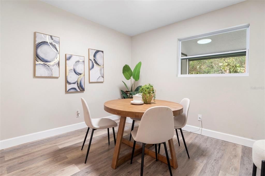 For Sale: $420,000 (3 beds, 2 baths, 1291 Square Feet)