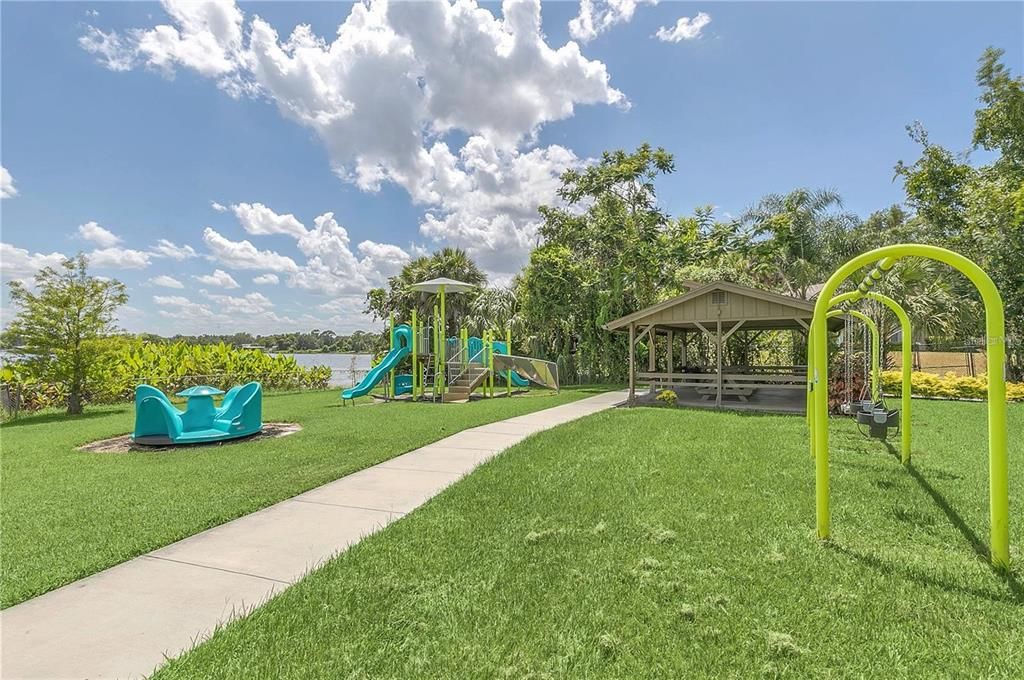 Под контрактом: $2,190 (3 спален, 2 ванн, 1541 Квадратных фут)