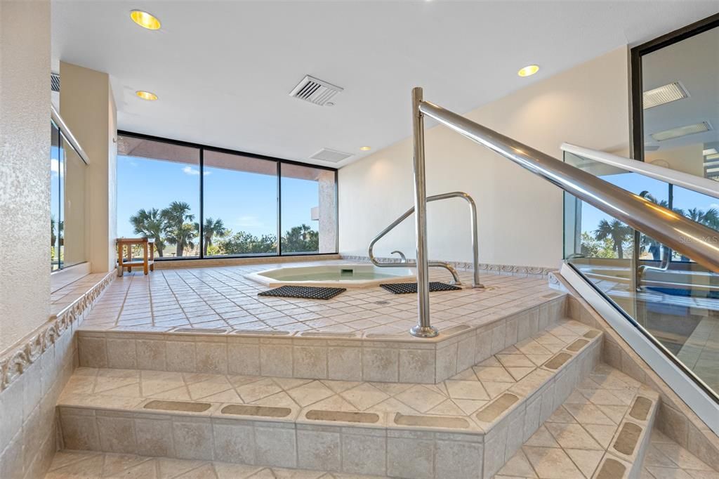 待售: $1,300,000 (2 贝兹, 2 浴室, 1570 平方英尺)