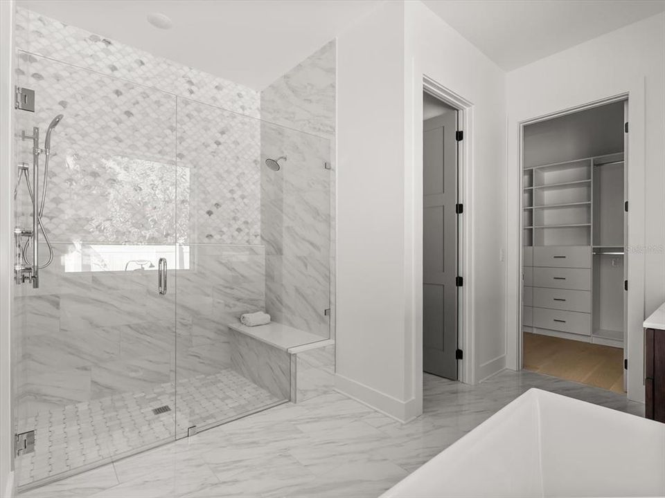 For Sale: $1,850,000 (5 beds, 4 baths, 3986 Square Feet)