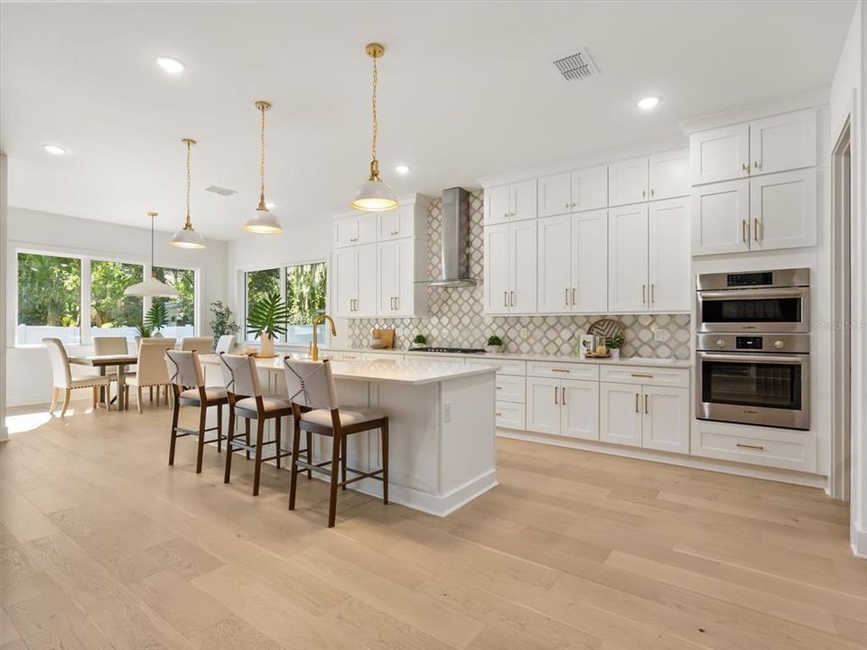 For Sale: $1,850,000 (5 beds, 4 baths, 3986 Square Feet)