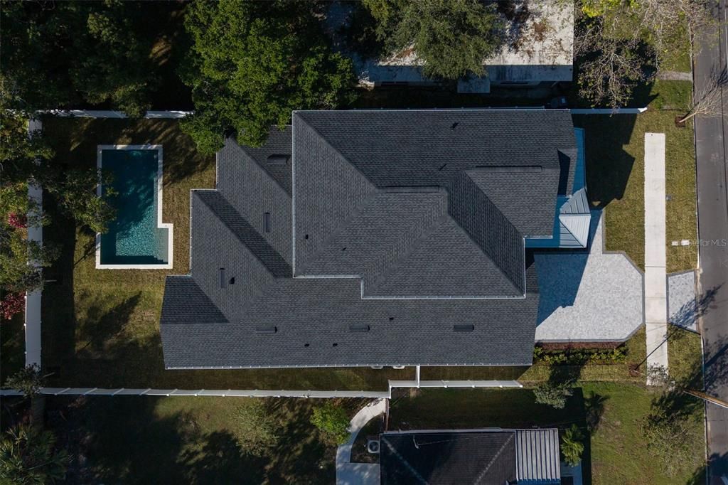 For Sale: $1,850,000 (5 beds, 4 baths, 3986 Square Feet)