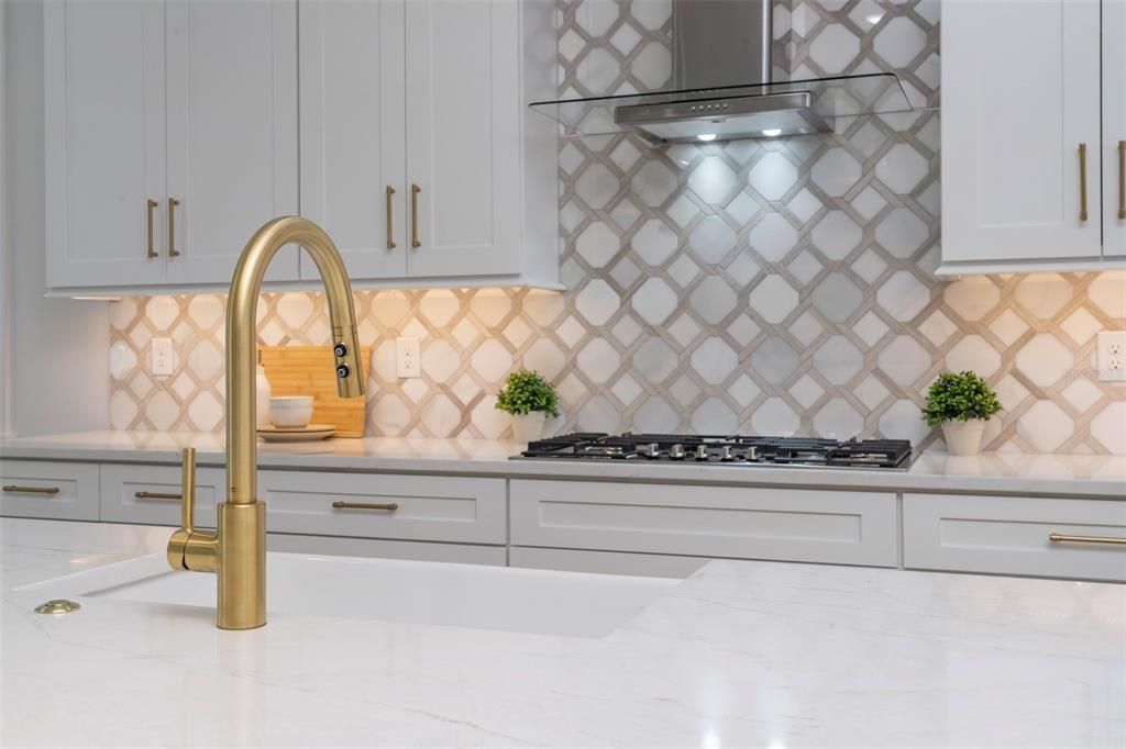 For Sale: $1,850,000 (5 beds, 4 baths, 3986 Square Feet)