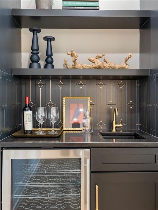 For Sale: $1,850,000 (5 beds, 4 baths, 3986 Square Feet)