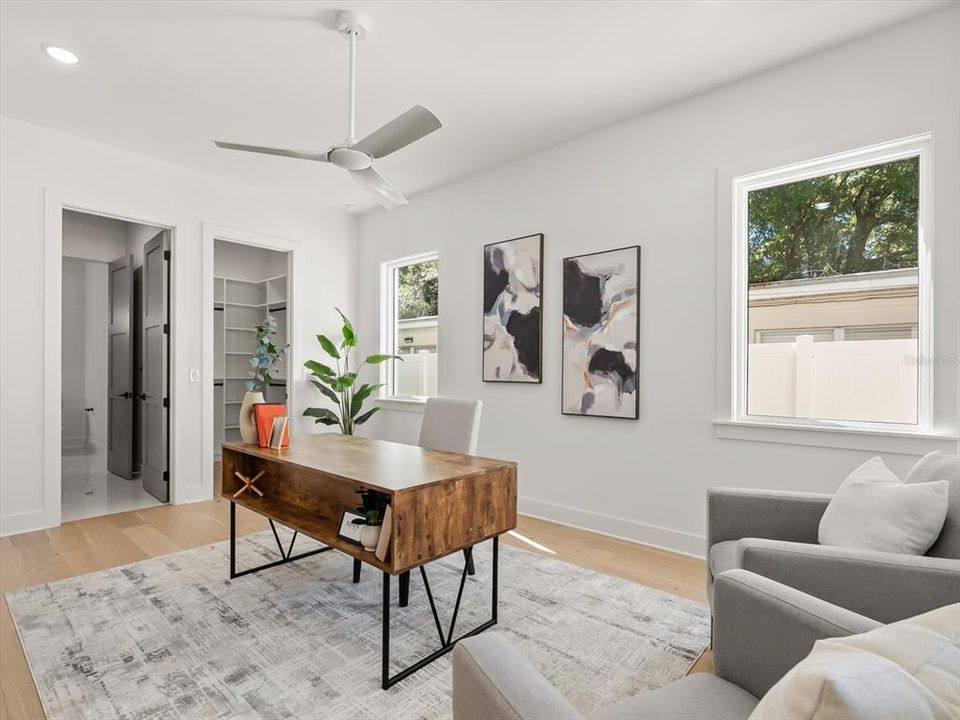 For Sale: $1,850,000 (5 beds, 4 baths, 3986 Square Feet)