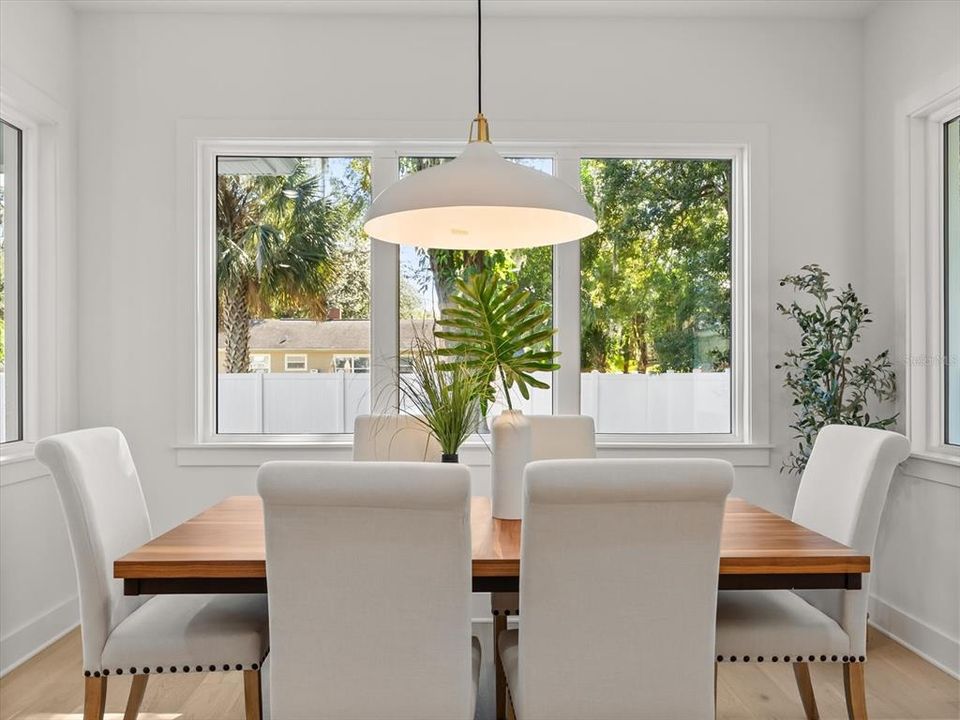 For Sale: $1,850,000 (5 beds, 4 baths, 3986 Square Feet)