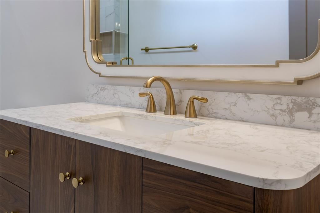 For Sale: $1,850,000 (5 beds, 4 baths, 3986 Square Feet)