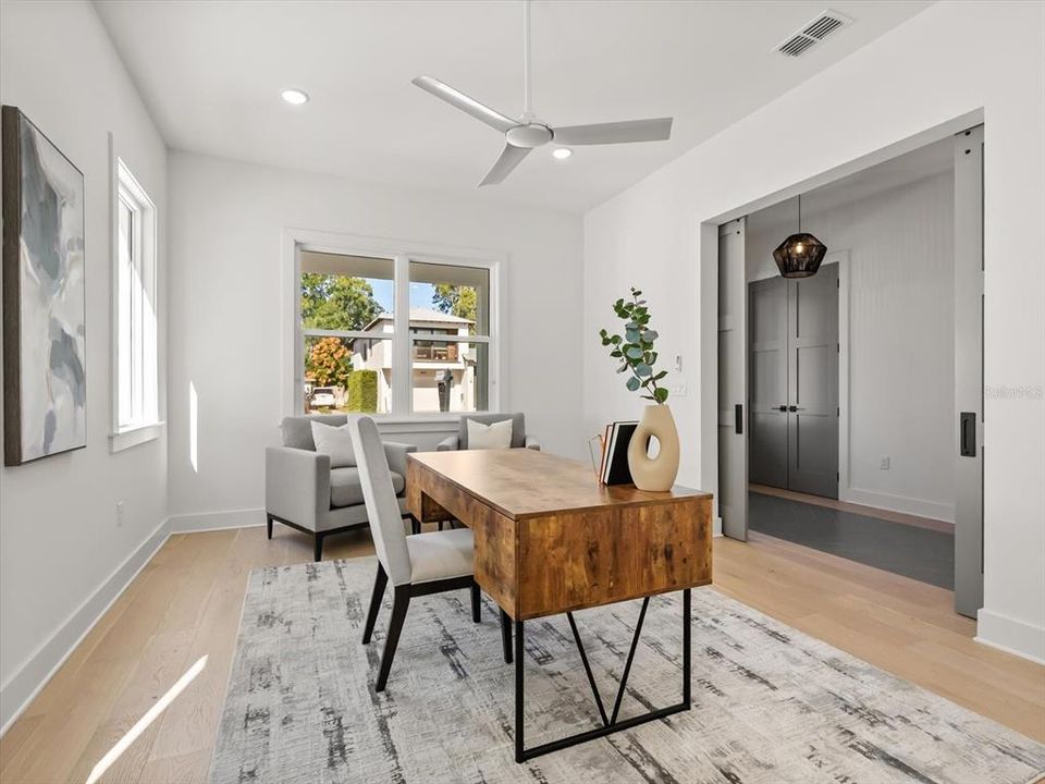 For Sale: $1,850,000 (5 beds, 4 baths, 3986 Square Feet)