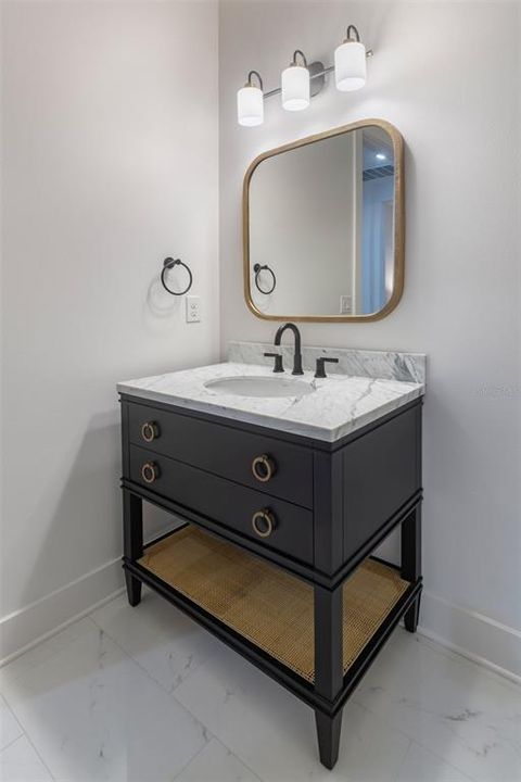 For Sale: $1,850,000 (5 beds, 4 baths, 3986 Square Feet)