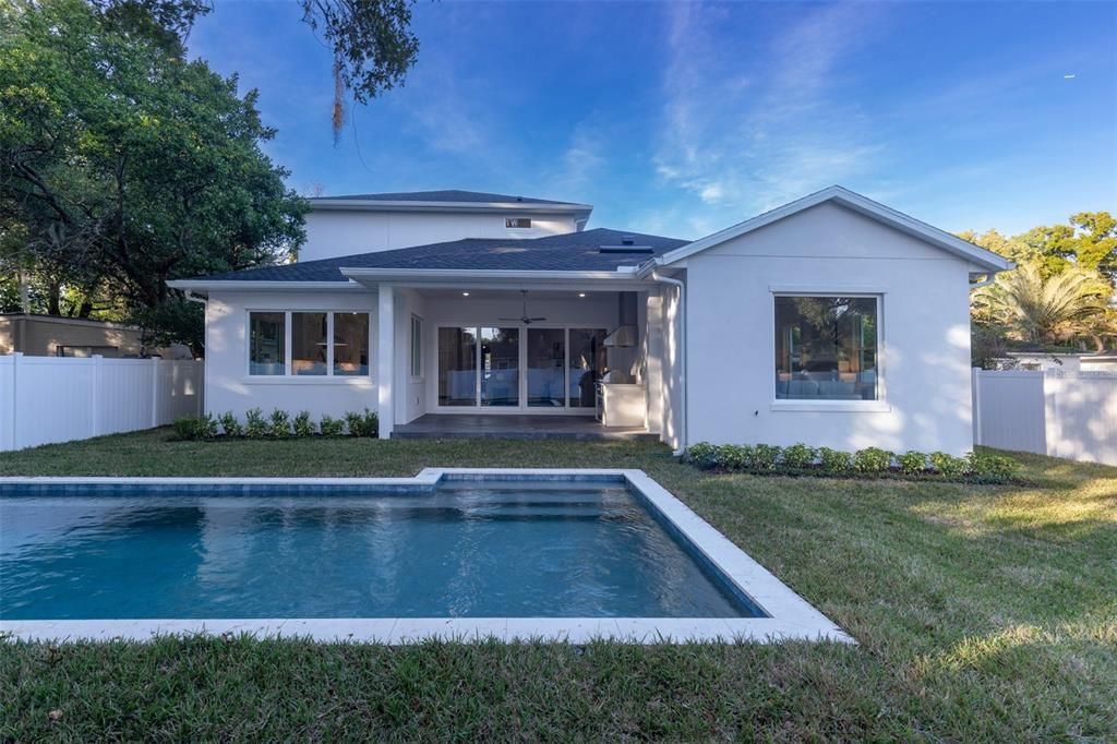 For Sale: $1,850,000 (5 beds, 4 baths, 3986 Square Feet)