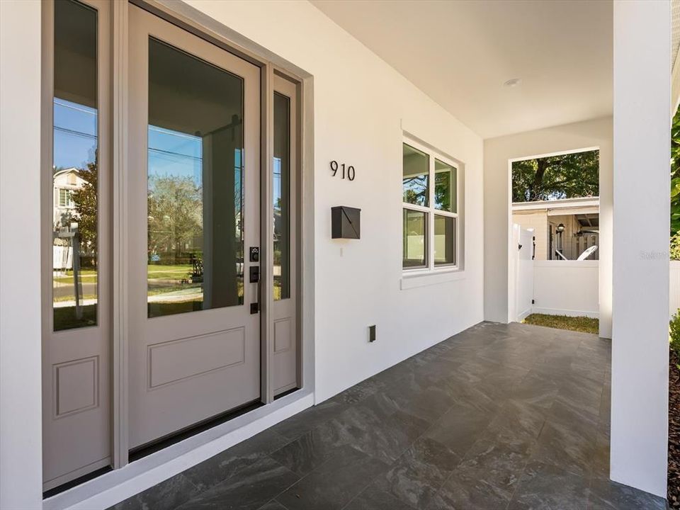 For Sale: $1,850,000 (5 beds, 4 baths, 3986 Square Feet)