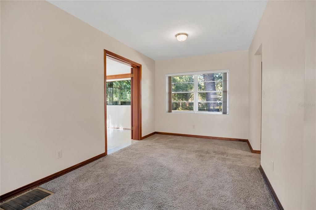 For Sale: $424,900 (3 beds, 1 baths, 1434 Square Feet)