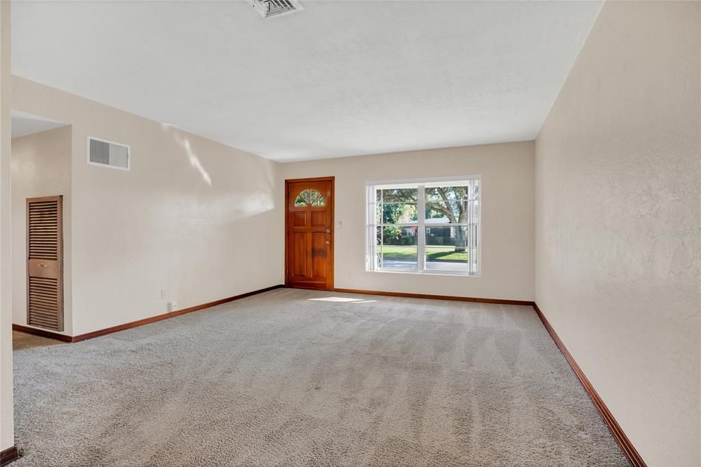 For Sale: $424,900 (3 beds, 1 baths, 1434 Square Feet)