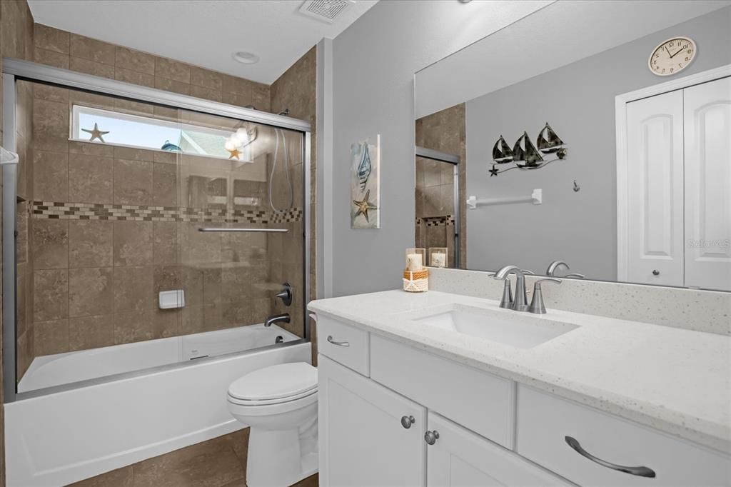 待售: $438,000 (3 贝兹, 2 浴室, 1711 平方英尺)