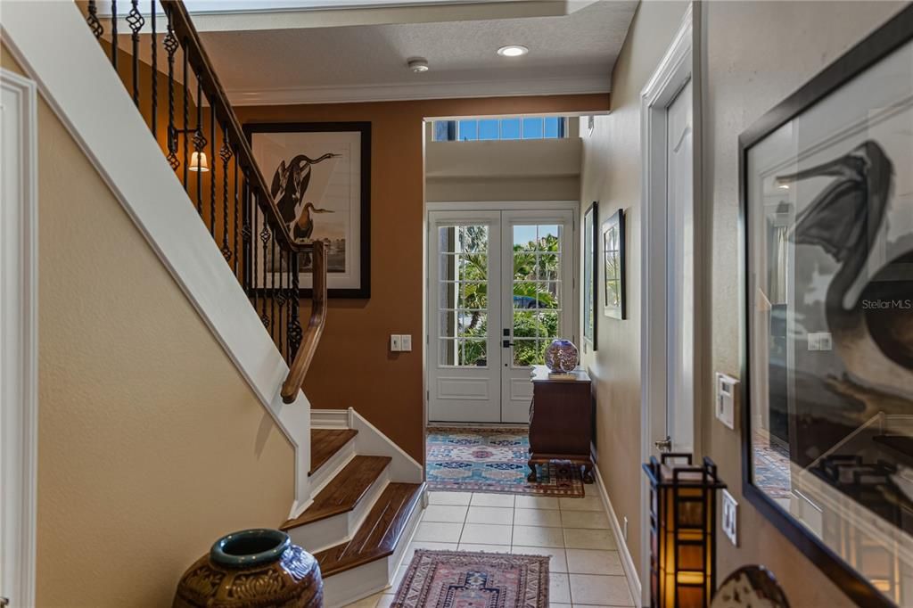 For Sale: $960,000 (4 beds, 2 baths, 2842 Square Feet)