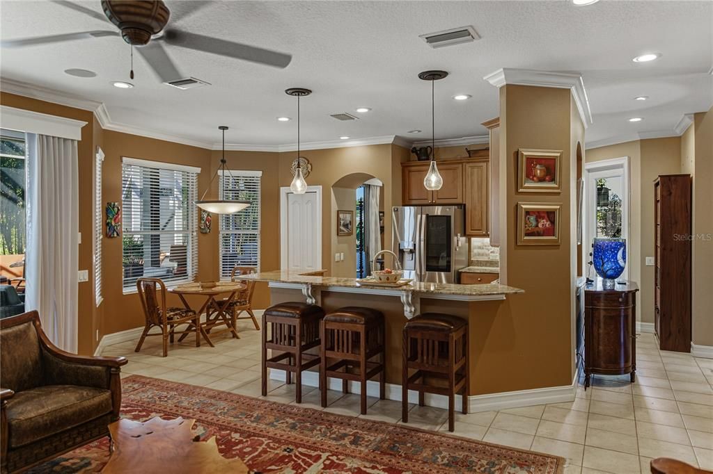 For Sale: $960,000 (4 beds, 2 baths, 2842 Square Feet)