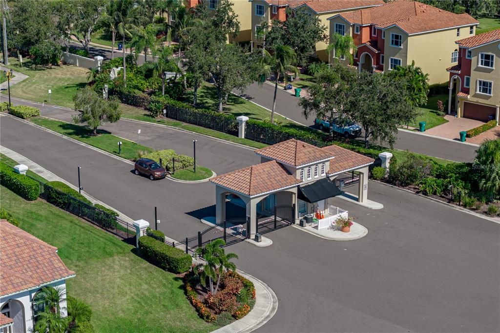 For Sale: $960,000 (4 beds, 2 baths, 2842 Square Feet)