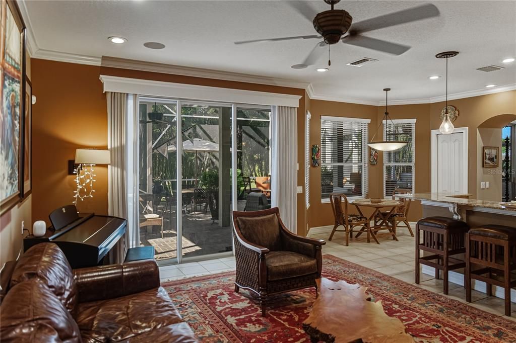 For Sale: $960,000 (4 beds, 2 baths, 2842 Square Feet)