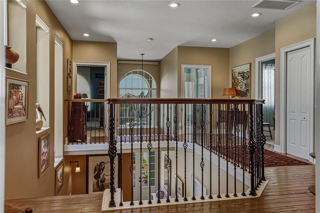 For Sale: $960,000 (4 beds, 2 baths, 2842 Square Feet)