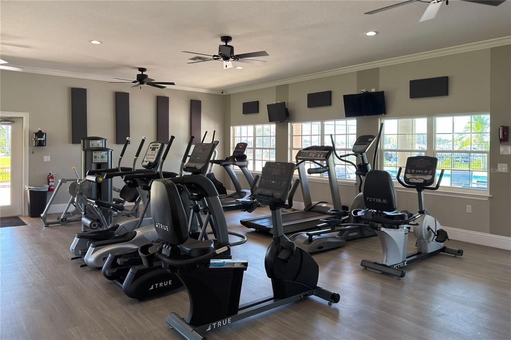 For Sale: $960,000 (4 beds, 2 baths, 2842 Square Feet)