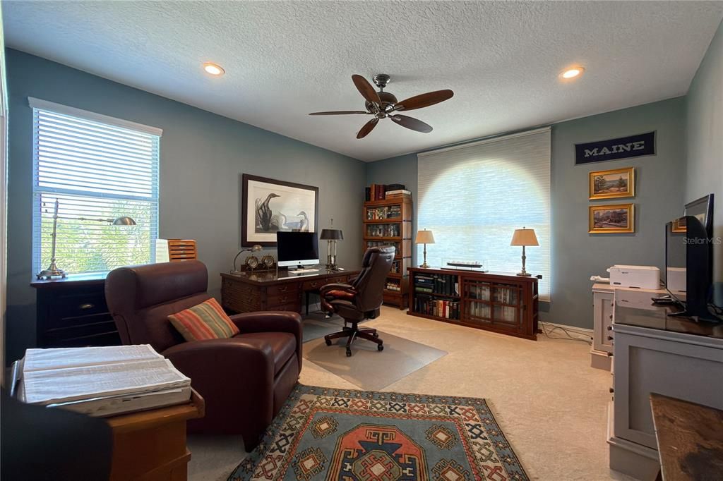 For Sale: $960,000 (4 beds, 2 baths, 2842 Square Feet)