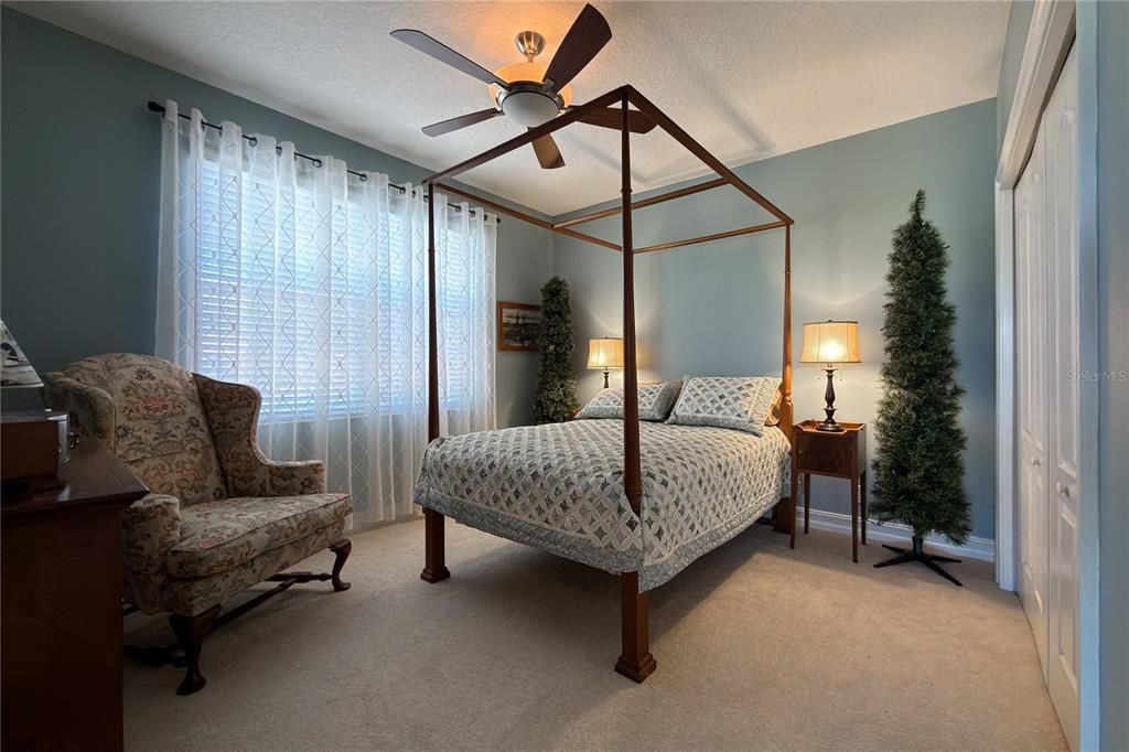 For Sale: $960,000 (4 beds, 2 baths, 2842 Square Feet)