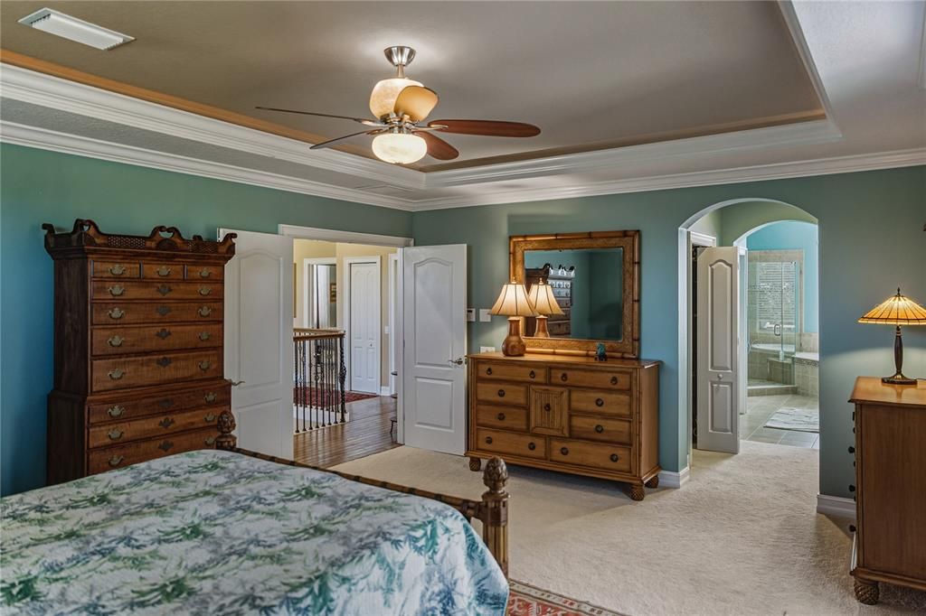 For Sale: $960,000 (4 beds, 2 baths, 2842 Square Feet)