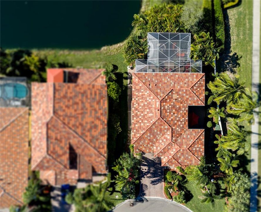 For Sale: $960,000 (4 beds, 2 baths, 2842 Square Feet)