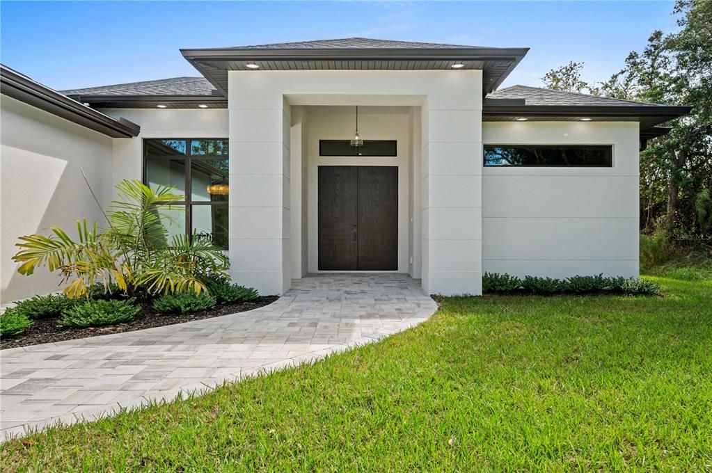 For Sale: $479,500 (4 beds, 2 baths, 1906 Square Feet)