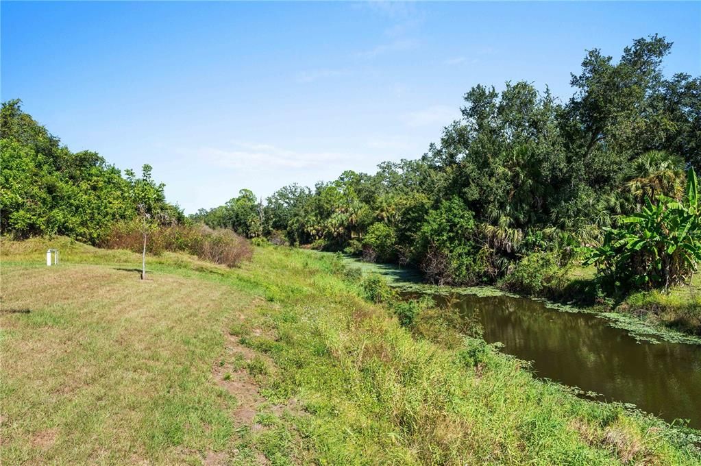 For Sale: $479,500 (4 beds, 2 baths, 1906 Square Feet)