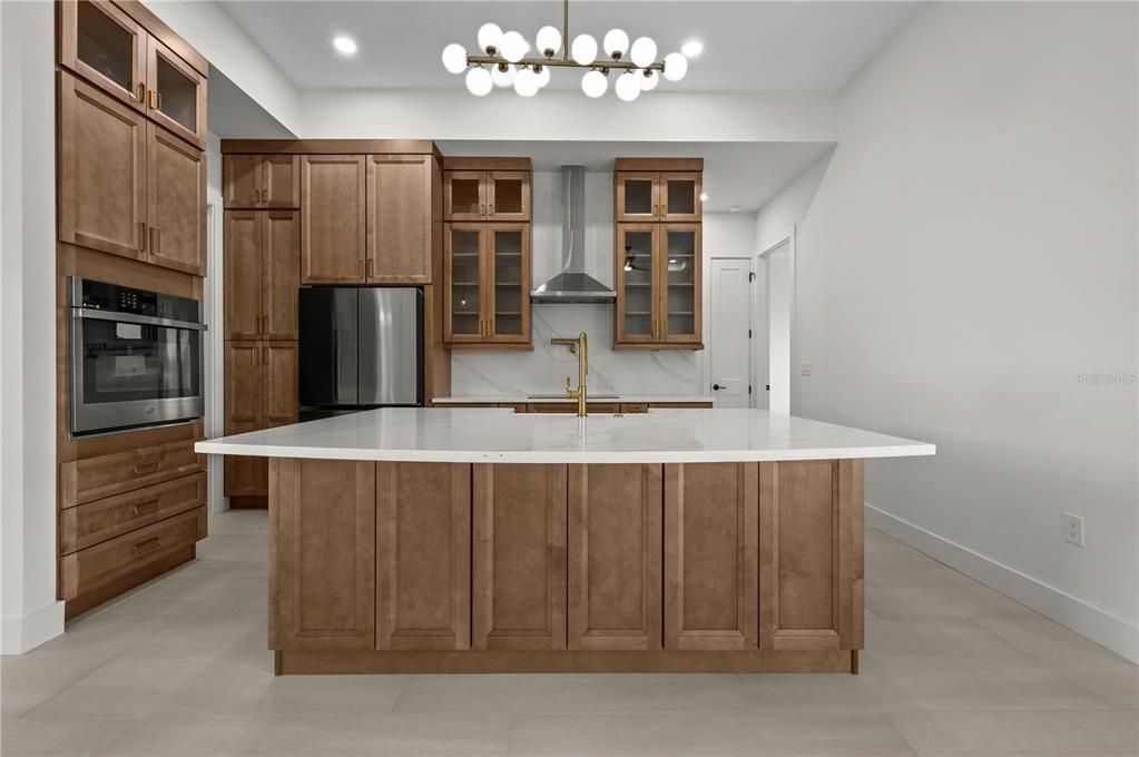 For Sale: $479,500 (4 beds, 2 baths, 1906 Square Feet)