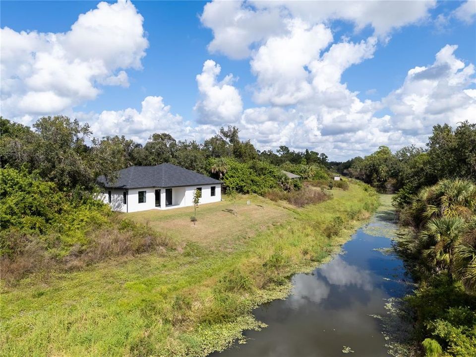 For Sale: $479,500 (4 beds, 2 baths, 1906 Square Feet)