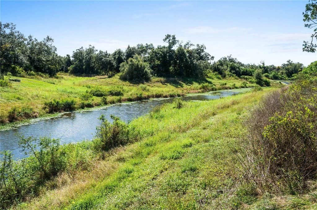 For Sale: $479,500 (4 beds, 2 baths, 1906 Square Feet)