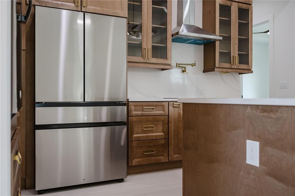 For Sale: $479,500 (4 beds, 2 baths, 1906 Square Feet)