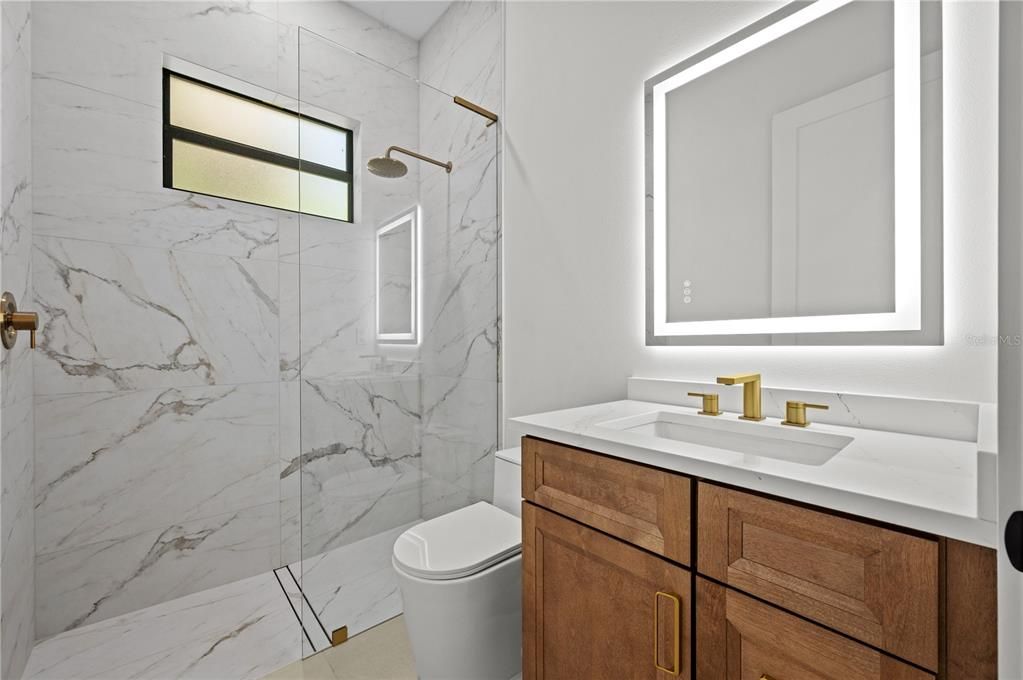 For Sale: $479,500 (4 beds, 2 baths, 1906 Square Feet)