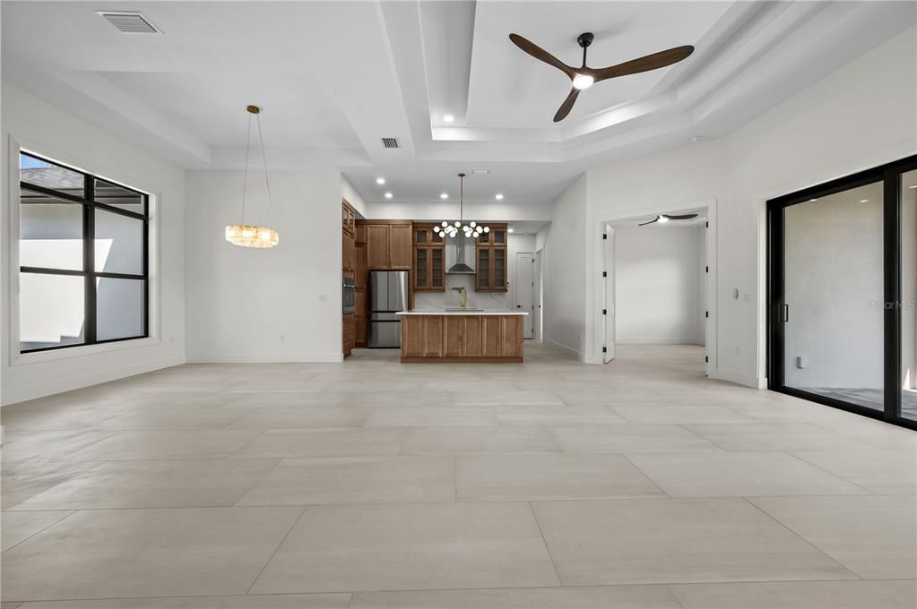 For Sale: $479,500 (4 beds, 2 baths, 1906 Square Feet)