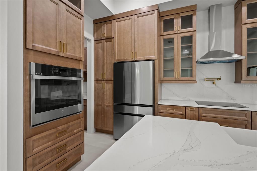 For Sale: $479,500 (4 beds, 2 baths, 1906 Square Feet)