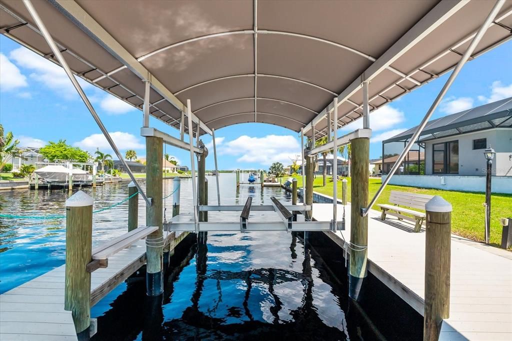 For Sale: $924,500 (3 beds, 2 baths, 2119 Square Feet)