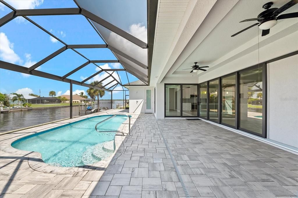 For Sale: $924,500 (3 beds, 2 baths, 2119 Square Feet)