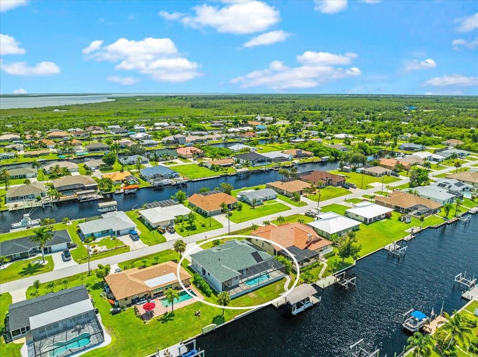 For Sale: $924,500 (3 beds, 2 baths, 2119 Square Feet)